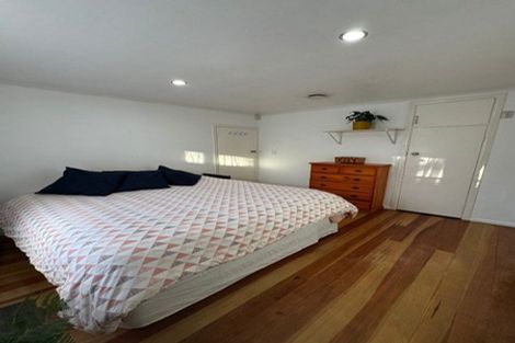 Photo of property in 43a Alma Crescent, Papakura, 2110