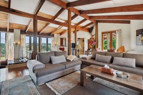 Photo of property in 90 Cedar Terrace, Stanmore Bay, Whangaparaoa, 0932