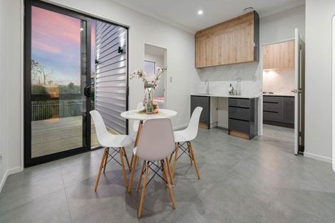 Photo of property in 9 Seagreen Avenue, Rosehill, 2113