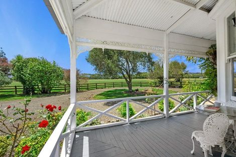 Photo of property in 2179 State Highway 16, Helensville, 0875