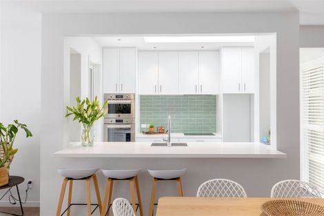 Photo of property in 89 Holly Road, St Albans, Christchurch, 8014