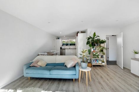 Photo of property in 86 Avonhead Road, Avonhead, Christchurch, 8042