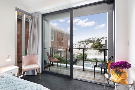 Photo of property in 18u1 Oriental Terrace, Oriental Bay, Wellington, 6011