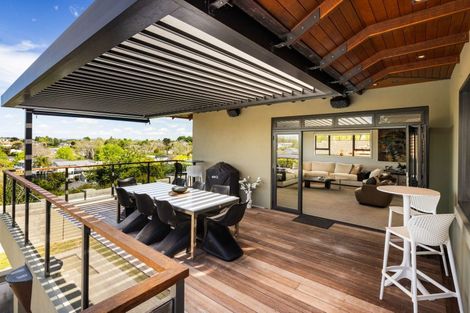 Photo of property in 27 Dalethorpe Avenue, Fairfield, Hamilton, 3214