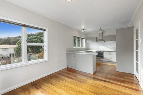 Photo of property in 4 Mana View Road, Paremata, Porirua, 5026