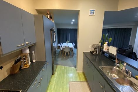 Photo of property in 37u2 Mills Road, Brooklyn, Wellington, 6021