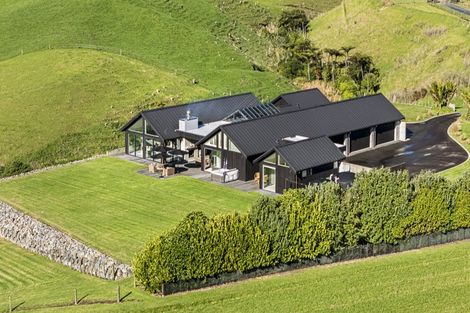 Photo of property in 438a Lwr Pitone Road, Pitone, New Plymouth, 4374