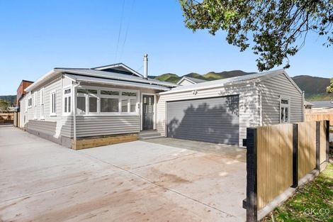 Photo of property in 64 Bell Road, Waiwhetu, Lower Hutt, 5010