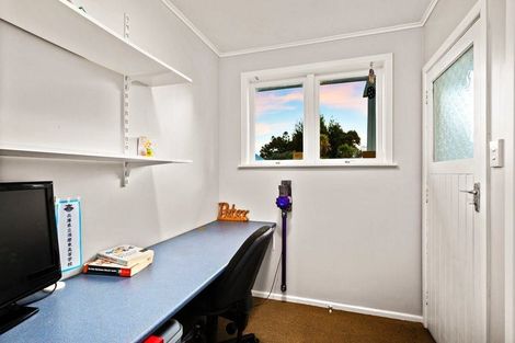 Photo of property in 112 Rathgar Road, Henderson, Auckland, 0610