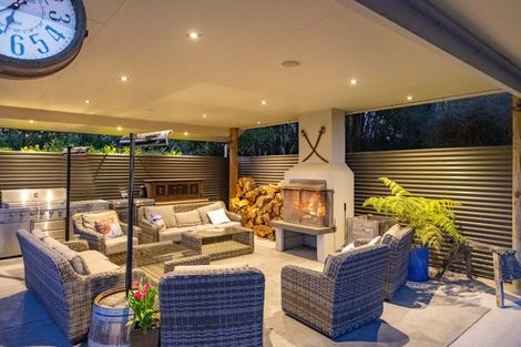Photo of property in 21 Kyle Road, Waipukurau, 4281