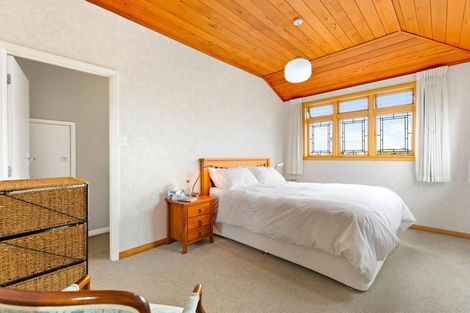 Photo of property in 47 Taikata Road, Te Atatu Peninsula, Auckland, 0610