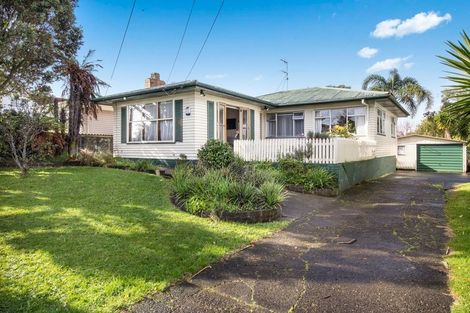 Photo of property in 37 Mckean Avenue, Manurewa, Auckland, 2102