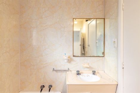 Photo of property in 236 Grahams Road, Burnside, Christchurch, 8053