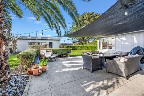 Photo of property in 37 Pitt Street, Clive, 4102