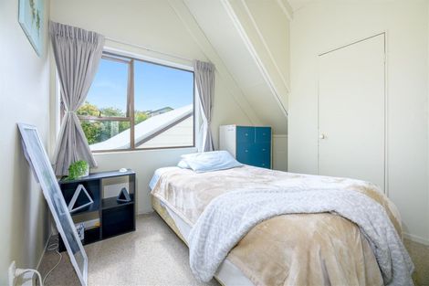 Photo of property in 62 Lyttelton Avenue, Forrest Hill, Auckland, 0620