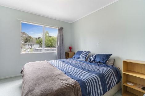 Photo of property in 41 Loughanure Place, Massey, Auckland, 0614