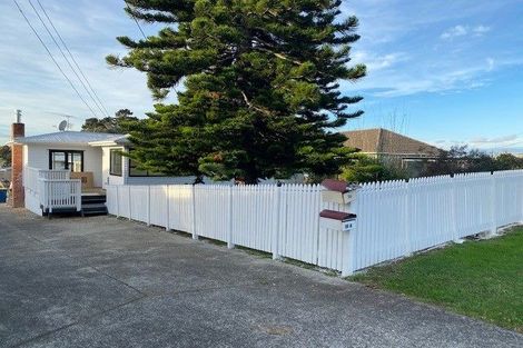 Photo of property in 26 Ranui Avenue, Ranui, Auckland, 0612