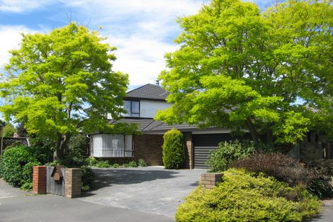 Photo of property in 9 Dorfold Mews, Avonhead, Christchurch, 8042