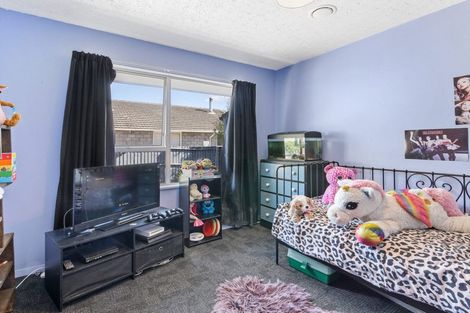 Photo of property in 25 Heathglen Avenue, Parklands, Christchurch, 8083