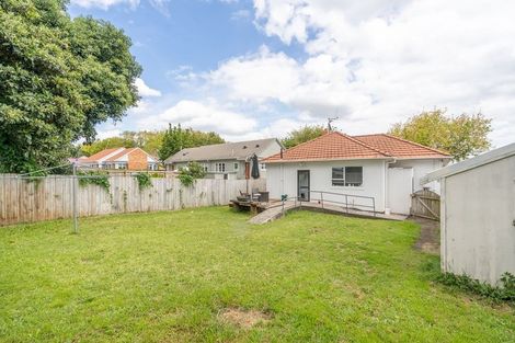 Photo of property in 16 Marire Avenue, Frankton, Hamilton, 3204