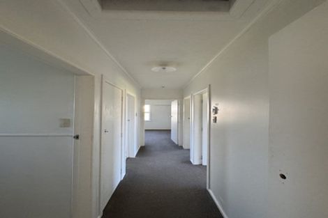 Photo of property in 74 Bremworth Avenue, Dinsdale, Hamilton, 3204