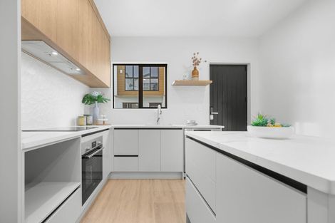 Photo of property in 108b Taikata Road, Te Atatu Peninsula, Auckland, 0610