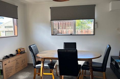 Photo of property in 143 Queen Street, Westport, 7825