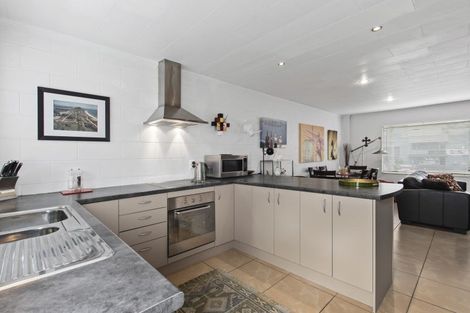 Photo of property in 41 Tawa Street, Mount Maunganui, 3116