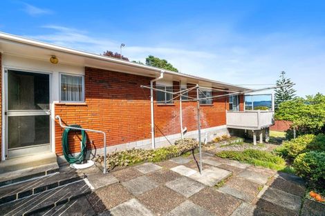 Photo of property in 4212a/2 Great North Road, Glendene, Auckland, 0602