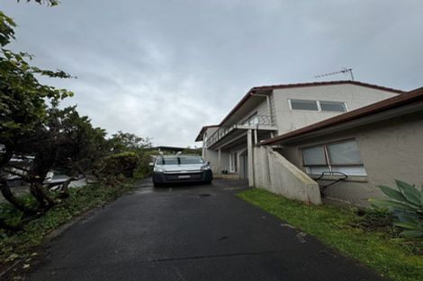 Photo of property in 2/13 Noumea Place, Mairangi Bay, Auckland, 0630