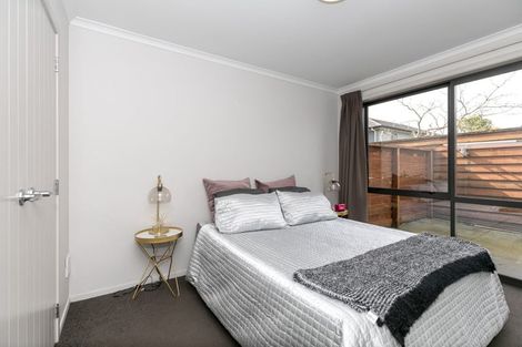 Photo of property in 28u9 Fifth Avenue, Enderley, Hamilton, 3214