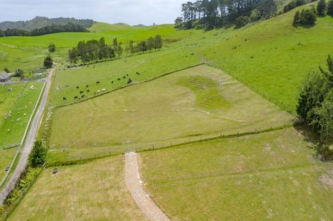 Photo of property in 132 Carruth Road, Papatoetoe, Auckland, 2025