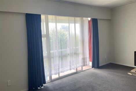 Photo of property in 28 Heather Street, Levin, 5510
