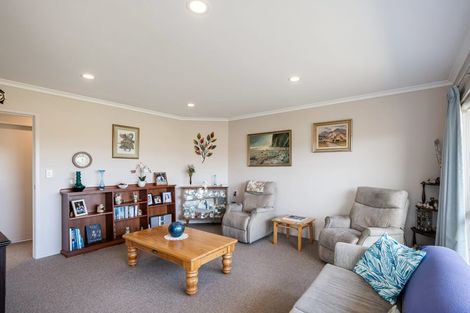 Photo of property in Trackside Villas, 41/91 Mako Mako Road, Levin, 5510