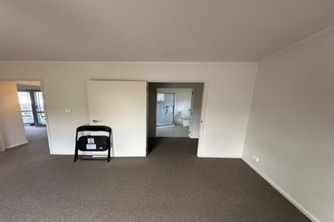 Photo of property in 72 Kervil Avenue, Te Atatu Peninsula, Auckland, 0610