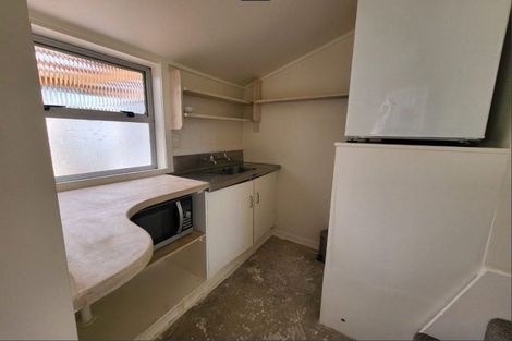 Photo of property in 23 Milton Street, Berhampore, Wellington, 6023