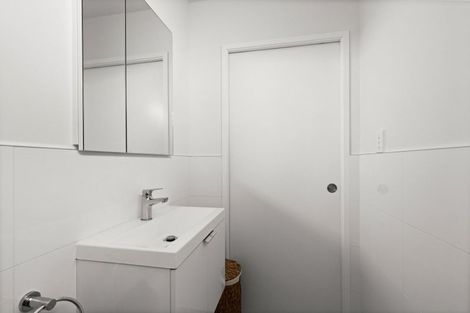 Photo of property in 5 Macaulay Street, Ahuriri, Napier, 4110