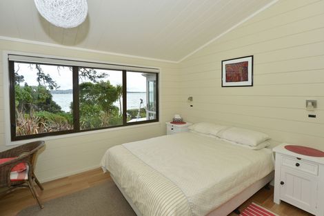 Photo of property in 136 Reotahi Road, Whangarei Heads, Whangarei, 0174