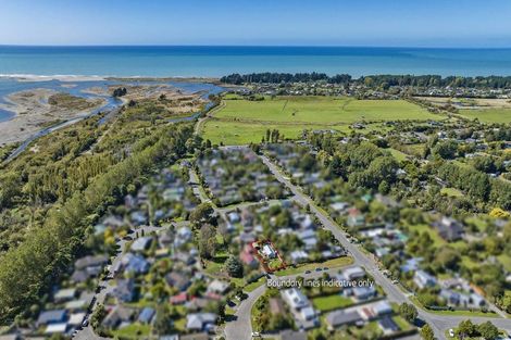 Photo of property in 16 Ensors Place, Waikuku Beach, 7402