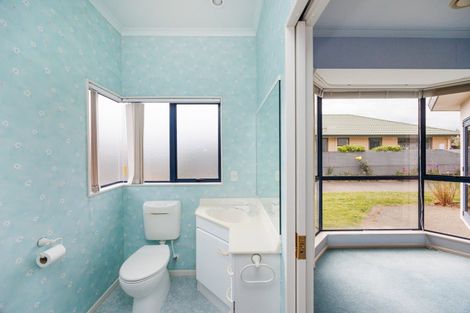 Photo of property in 8 Martin Street, Palmerston North, 4414
