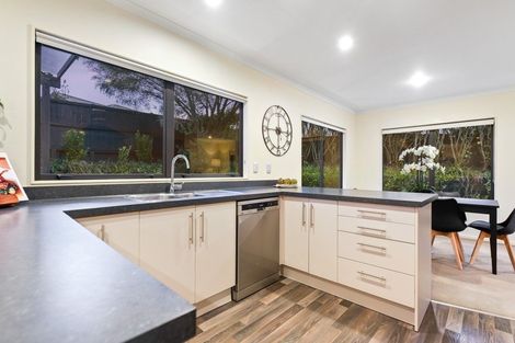 Photo of property in 12 Cabernet Close, Rototuna, Hamilton, 3210