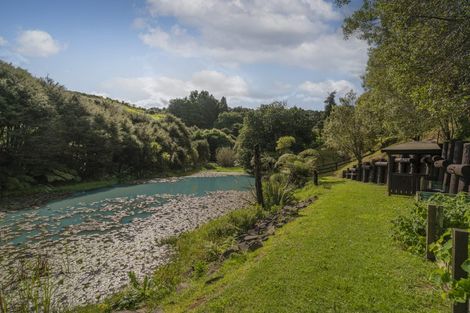 Photo of property in 14 Ohuka Place, Whitianga, 3510