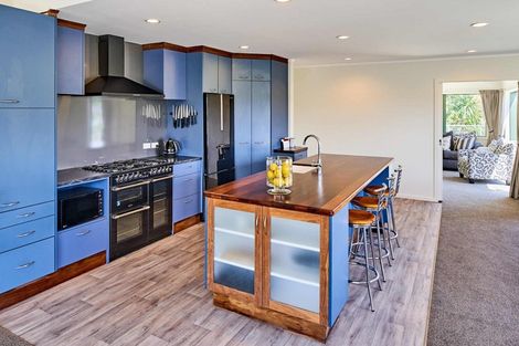 Photo of property in 42f James Cook Drive, Whitby, Porirua, 5024