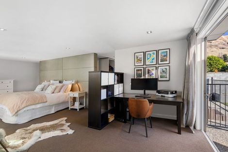 Photo of property in 44 Kelliher Drive, Wanaka, 9305