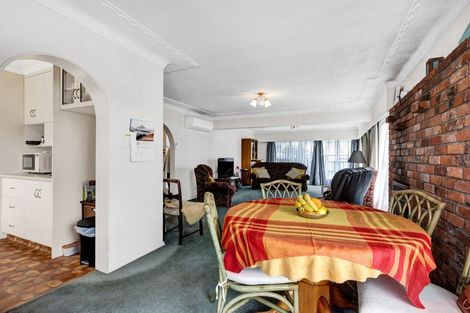 Photo of property in 13 Curtis Street, Stratford, 4332