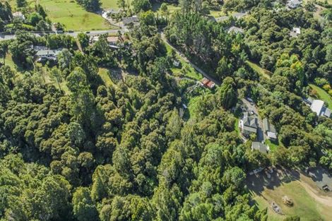 Photo of property in 188 Forest Hill Road, Waiatarua, Auckland, 0612