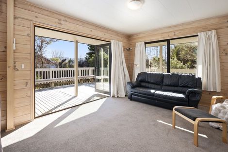 Photo of property in 58 Kinloch Road, Kinloch, Taupo, 3377