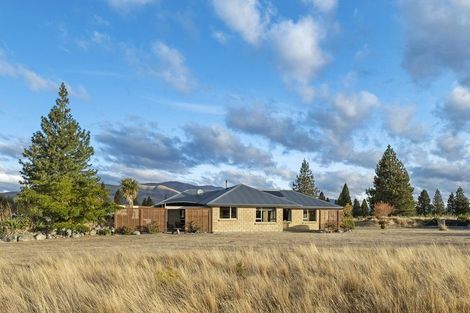 Photo of property in 87 Ostler Road, Twizel, 7901