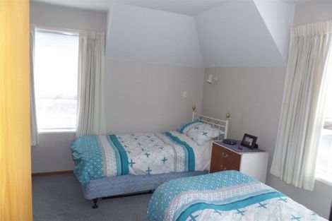 Photo of property in 2/35 Solway Avenue, Ilam, Christchurch, 8041
