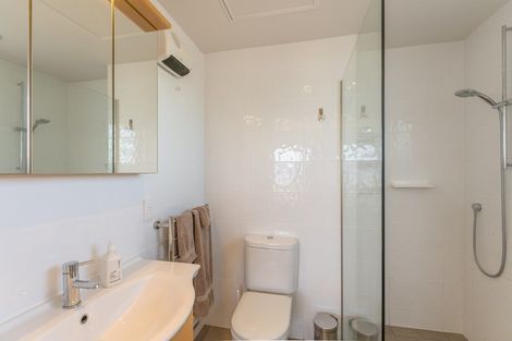 Photo of property in 4-u16 Seaview Road, Paraparaumu Beach, Paraparaumu, 5032